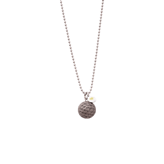 B E A U T I F U L Sphere KatBeLove x Nature of Flowers - KatBeLove.com